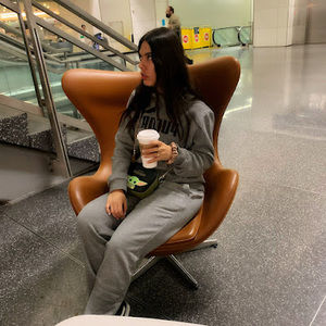 Meet your Posher, Jasmine